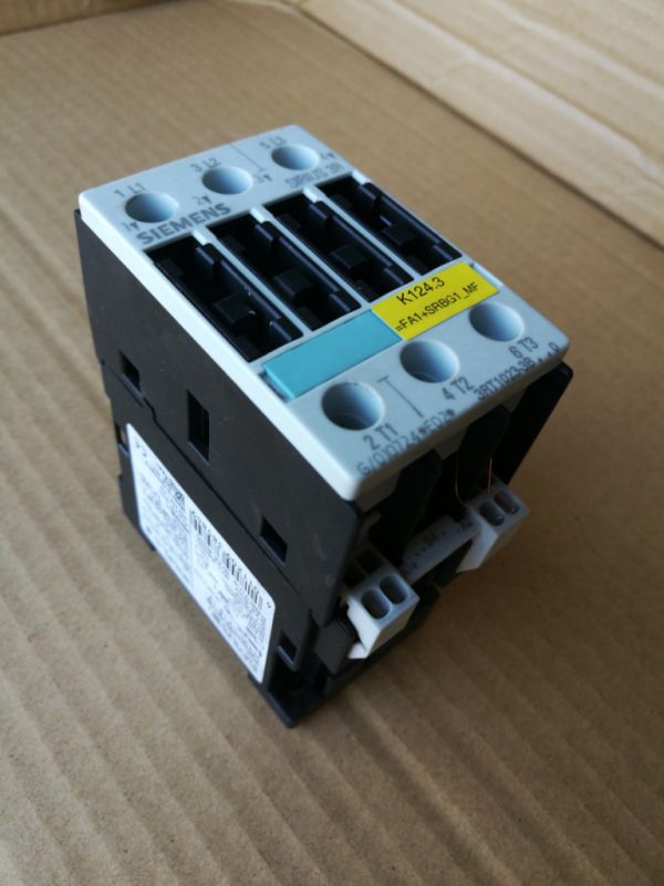 Siemens SIRIUS 3R - contactor (azonosító: B034) 3RT1023-3B..0